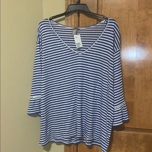 H&M V neck Top